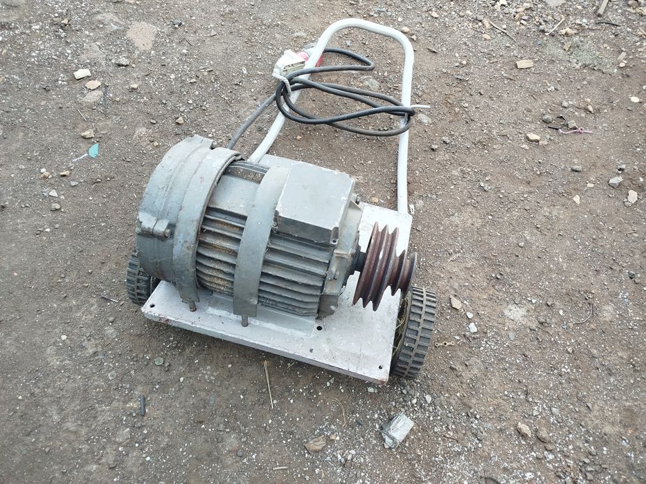 Silnik.    7,5kw