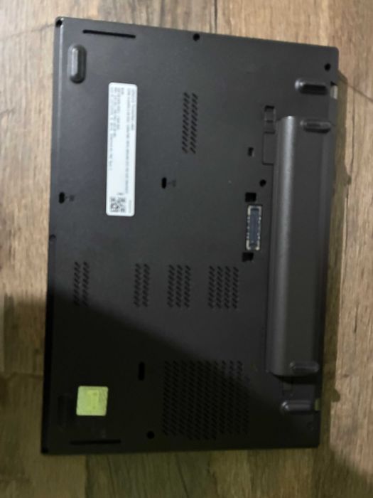 Laptop Thinkpad intel core i5 16gb ram 1000gb ssd