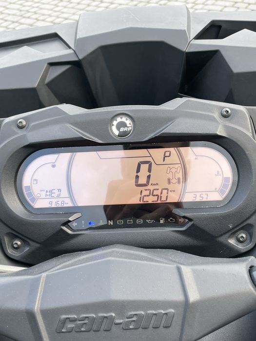 BRP Outlander 1000r XMR 2024