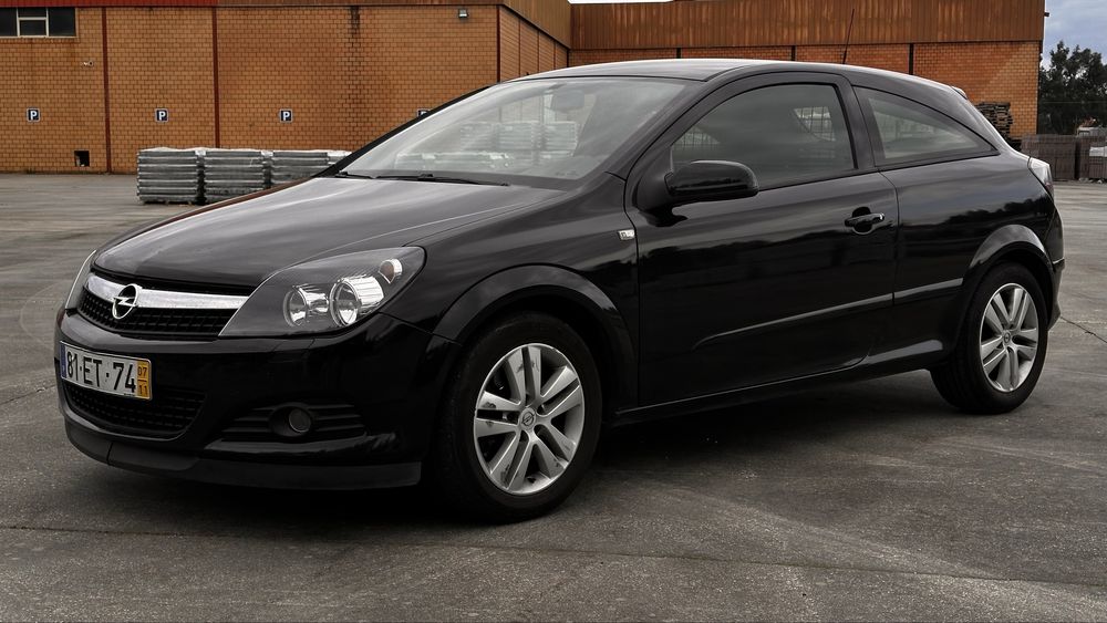 Opel Astra GTC Sport 1.7 CDTI