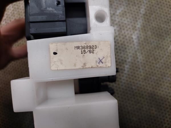 Conjunto / manetes de luzes e limpa vidros MITSUBISHI Carisma Sedan (D