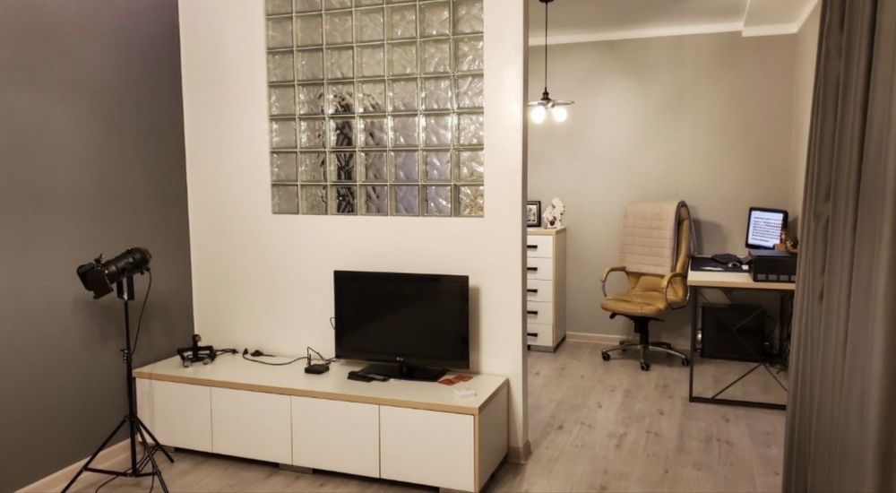 Будинок біля моря, Нова Дофінівка