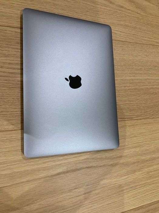 MacBook 13' M1 PRO 16 GB 256 GB