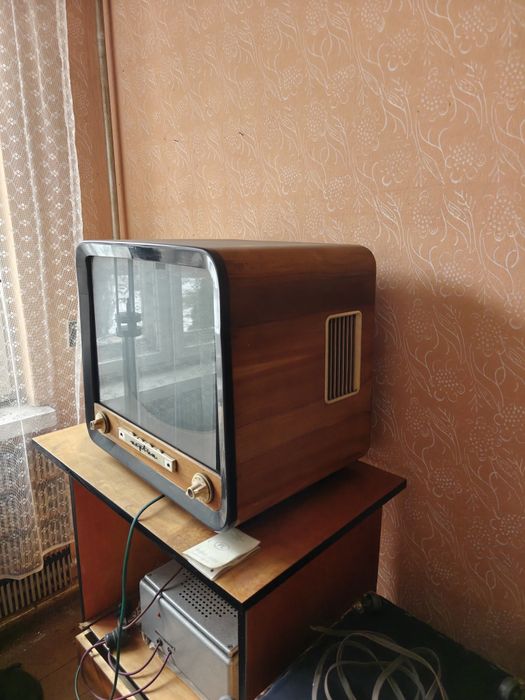 Zabytkowy Telewizor NEPTUN OT1491 (ok 1960 r.)