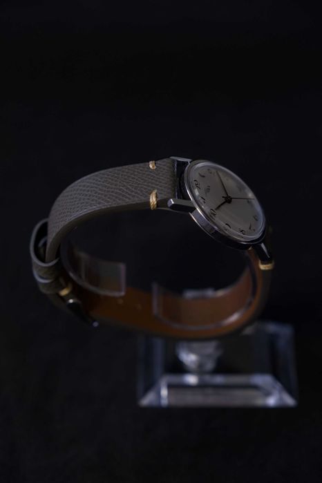 Timex Mercury 1975 – biała tarcza