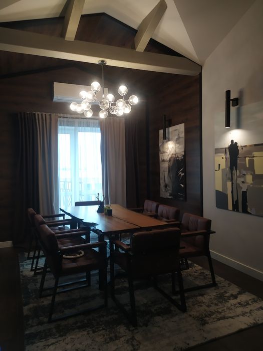 Прибирання квартир, будинків, миття вікон,