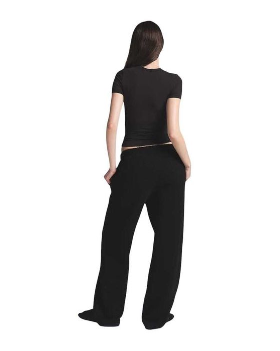 Штани Skims Cotton Fleece Straight Leg Pant Barely Black