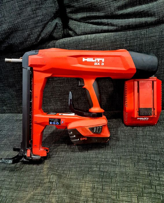 Цвяхозабивач [по бетону] Hilti BX 3