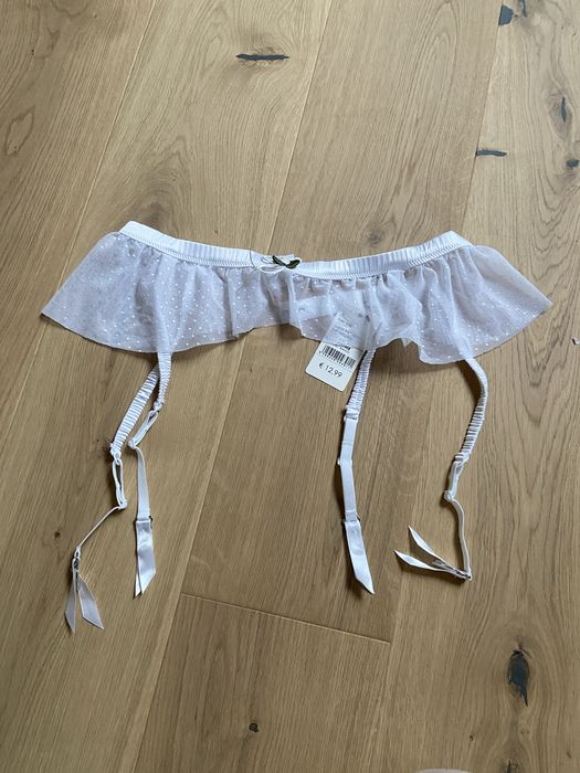 Pas do ponczoch Intimissimi - idealny na slub