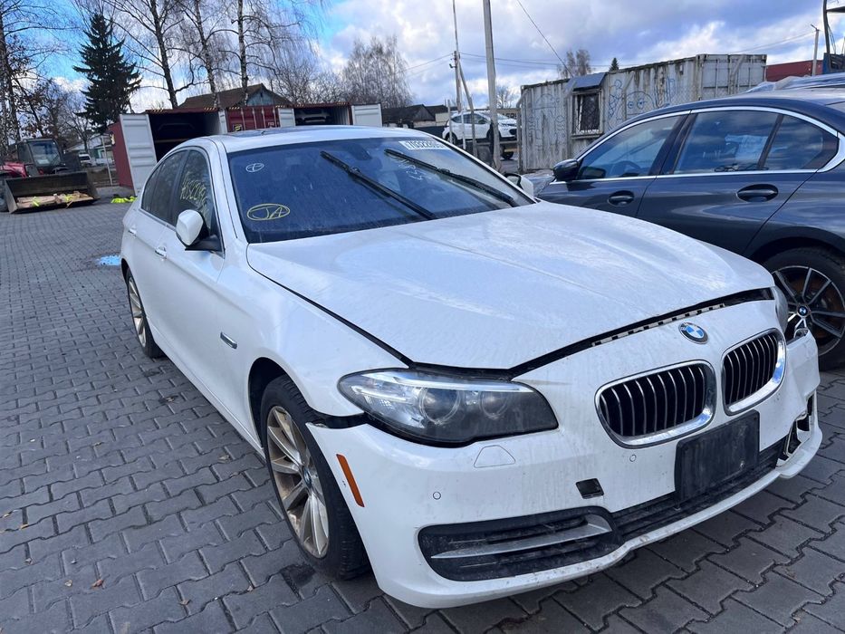 Запчасти БМВ ф10 5 серии , розборка bmw f10 шрот фара капот бампер а86