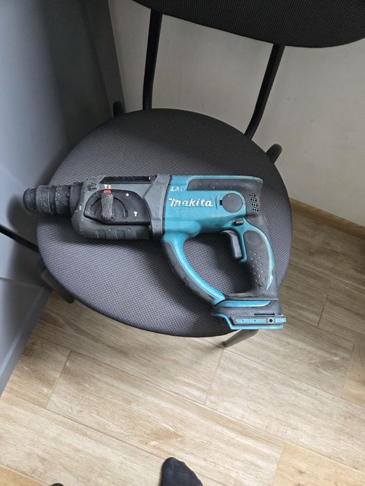 MAKITA DHR202 Młotowiertarka