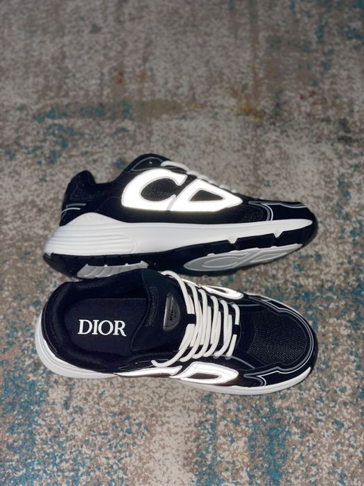 • Tênis Dior B30•