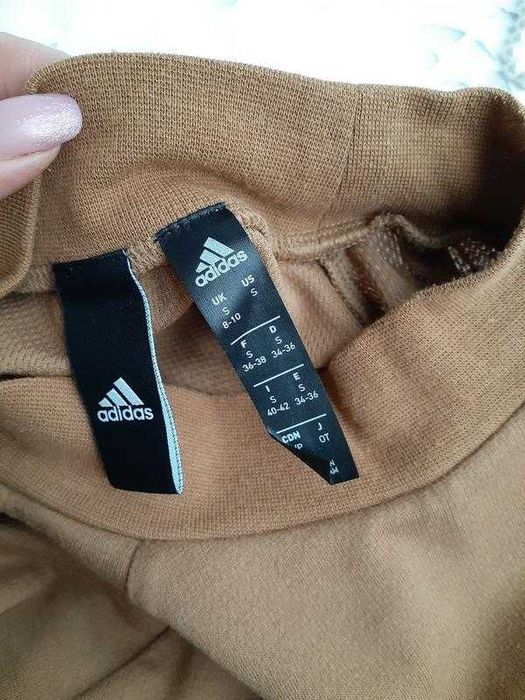 Топ-кроп с технологией Dri-FIT укороченный лонгслив кофта  в рубчик