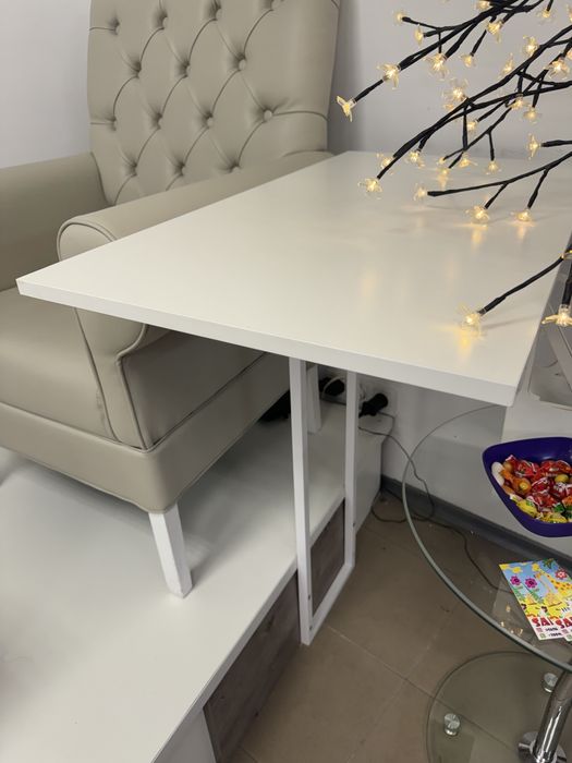 Продам педикюрне крісло з подіумом