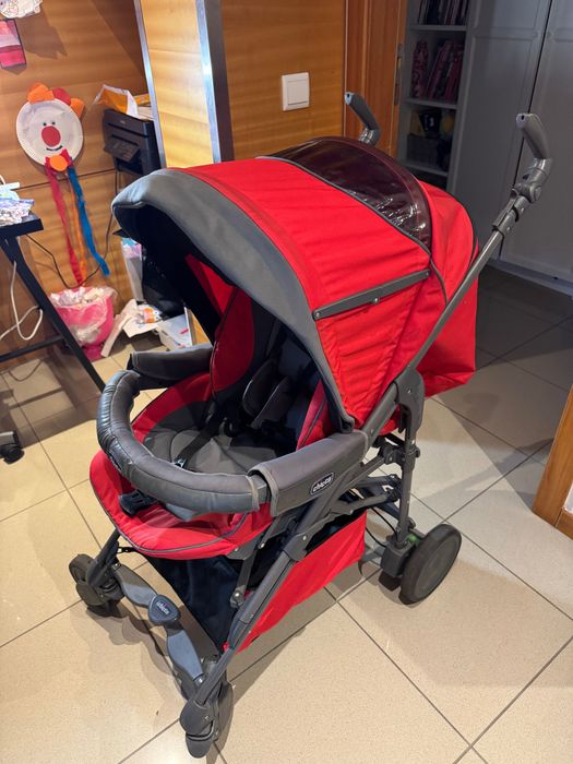 Ovo cadeira auto e Carrinho passeio Chicco + 2 bases autofix fast
