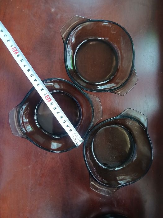 SzkŁo dymne trzy miseczki salaterki