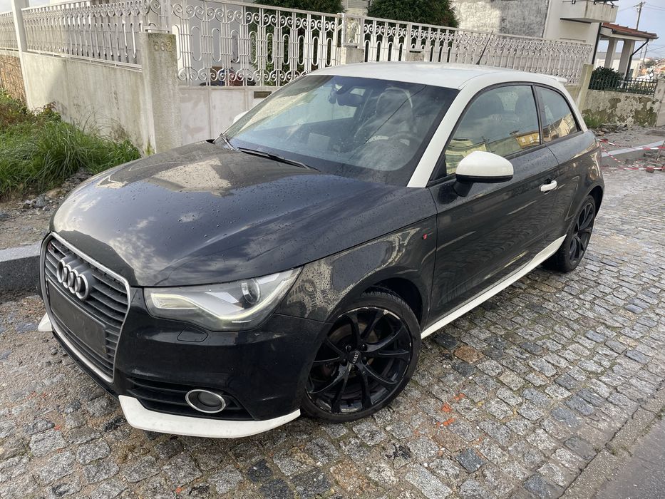 Audi A1  1600 TDI  Edicao Lda. 11/25 Black Wite