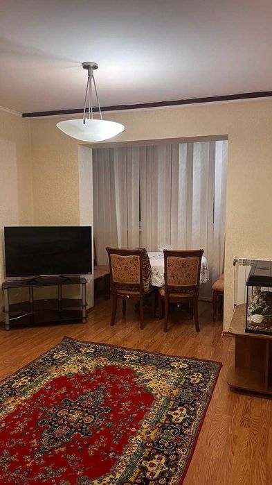 Оренда 2 к, Київ, вул. Гришка, буд.10, с паркомісцем,м. Позняки