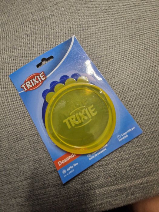 Pokrywki na puszki na karme psa lub kota Trixie