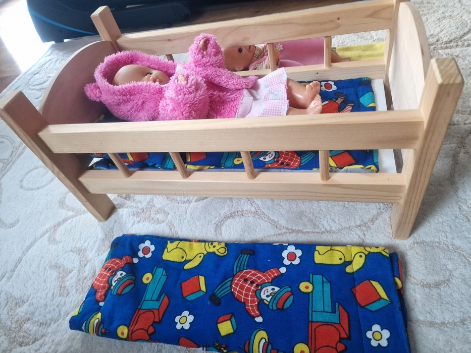 Zestaw dwie lalki bobas ,lozeczko