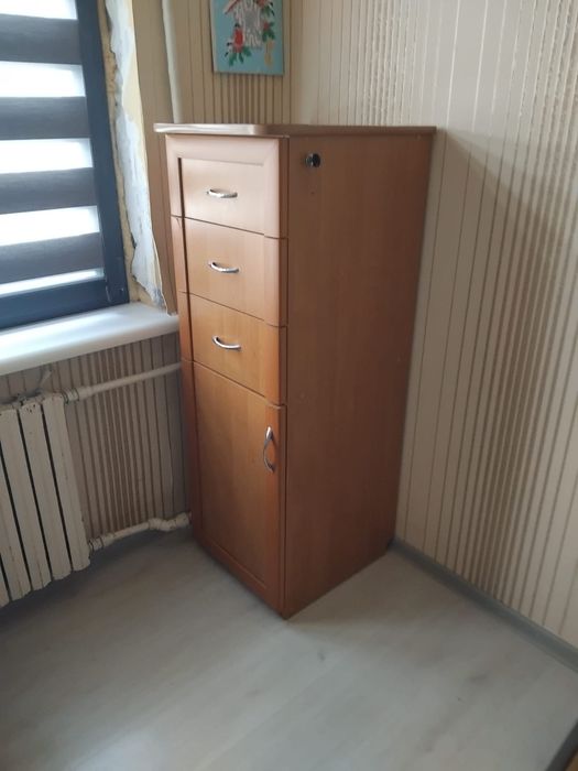 Продам комплект компьютерного стола