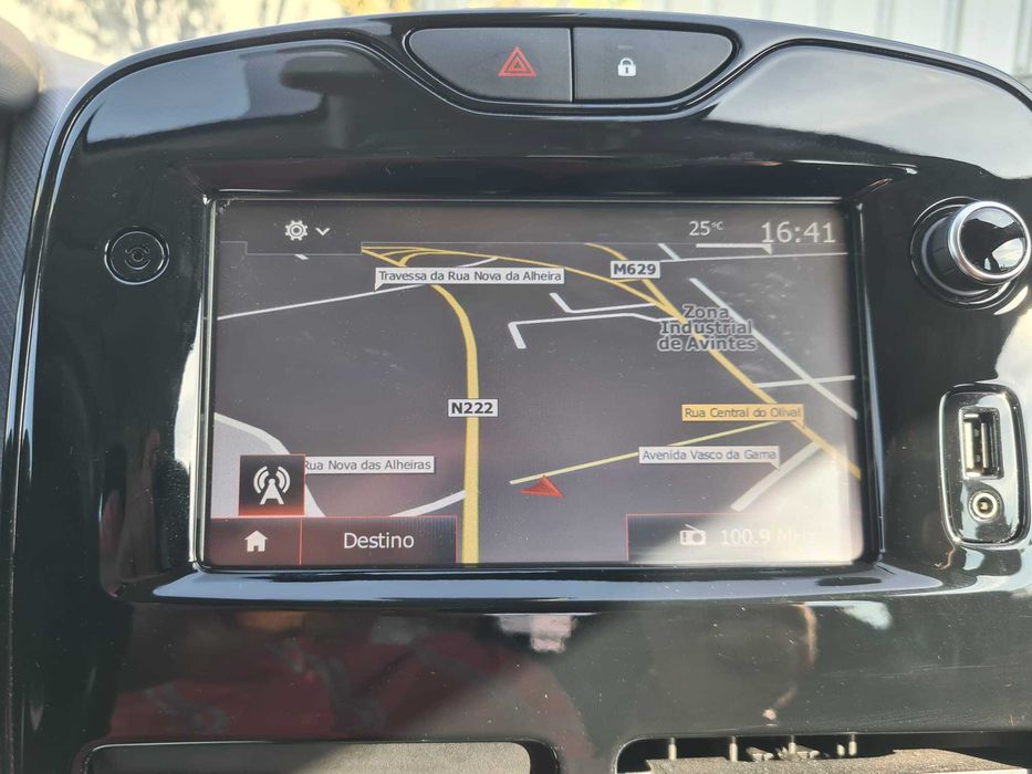 Renault Clio Sport Tourer 0.9 TCE