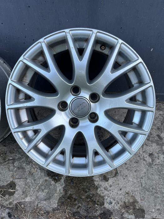 Продам диски Audi R17