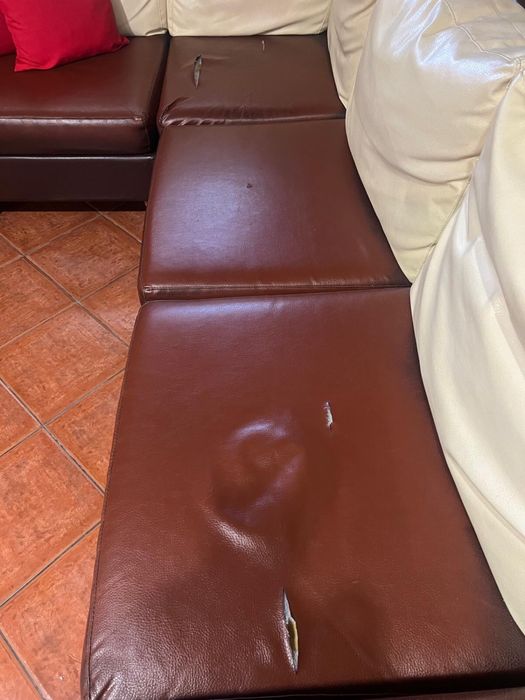 Sofa de canto em pele sintetica