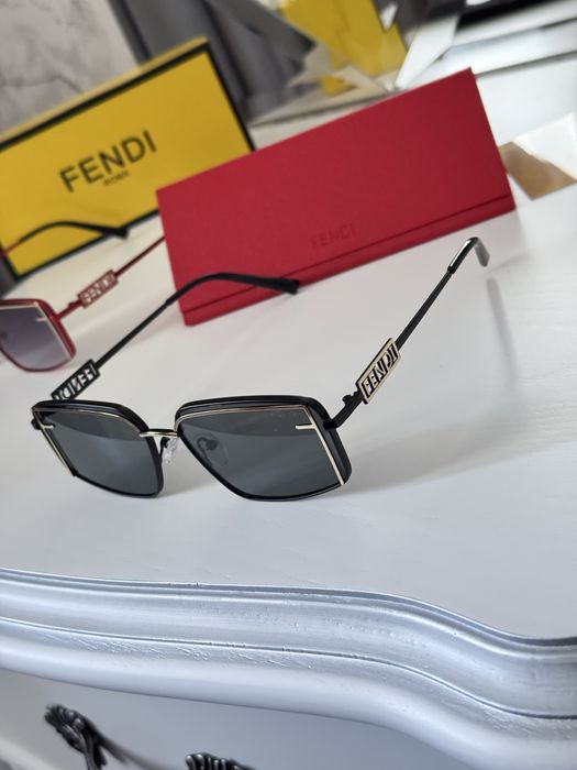 Красные черные солнцезащитные очки люкс бренд полный комплект