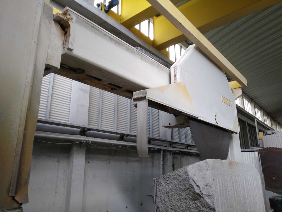Maquina de Corte Granito GMM GIGA 3500 ( corta 1.50 altura livre)