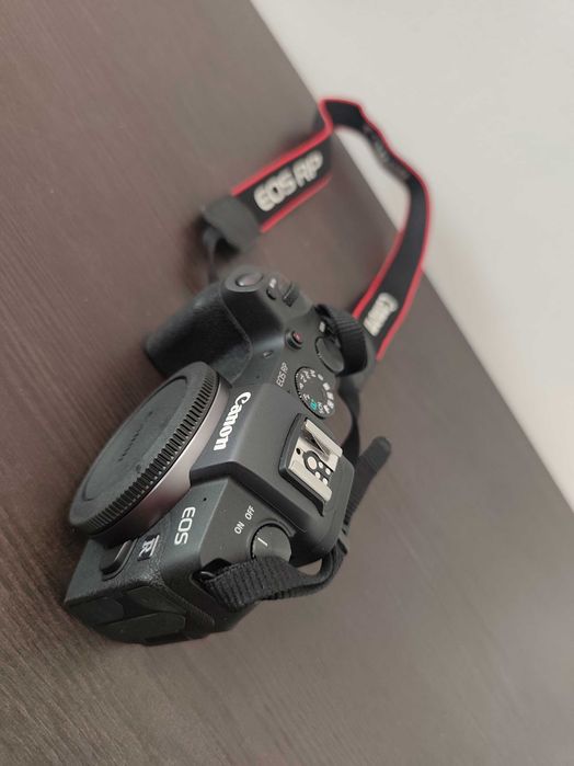 Canon EOS RP przebieg 797 zdjecia