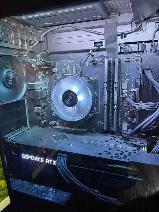 Desktop OMEN 30L | i7-10700 | RTX 3070 8GB | 16GB RAM (2 x 8GB)