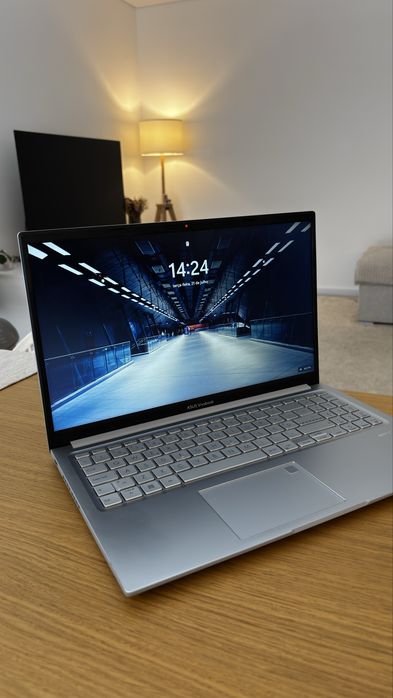 ASUS Vivobook 15 | Ryzen 7 7730U | 16GB RAM | SSD 512GB – Como Novo!