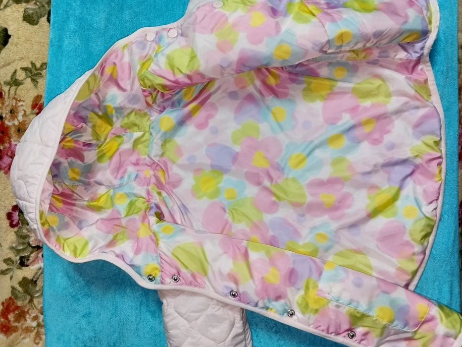 Дитяча осіння куртка