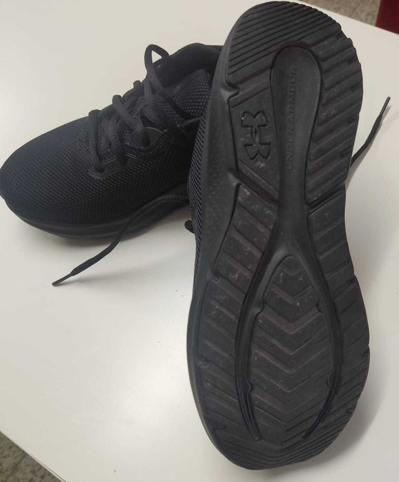 Sapatilhas Under Armour - Charged Pursuit 4