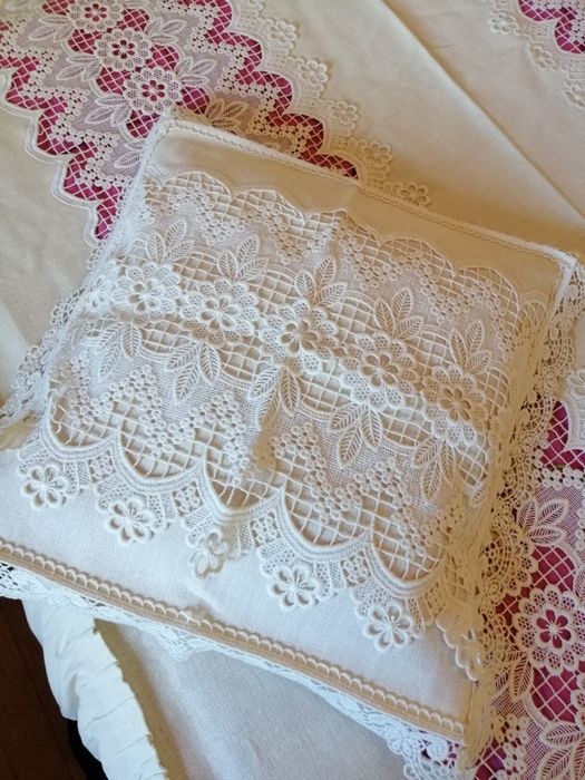 Colcha de linho bege