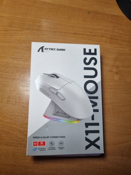 Мышка Attack Shark X11 с док-станцией Белая