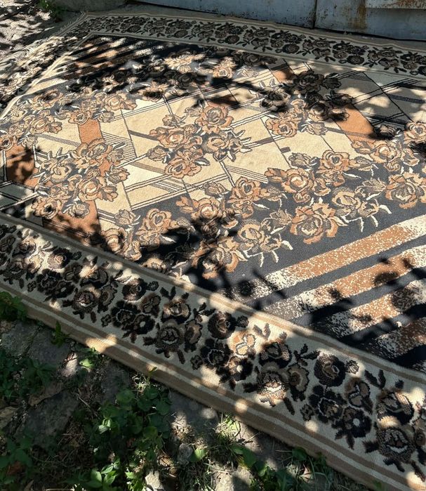 Продам ковёр/палас б/у 270×190 см