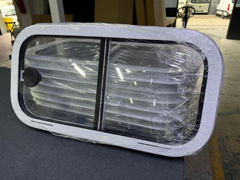 Форточки в кемпер дом на колесах, автодом