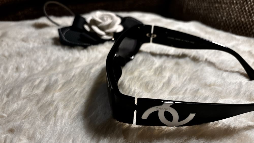 Очки Chanel  Стильная брендовая модель