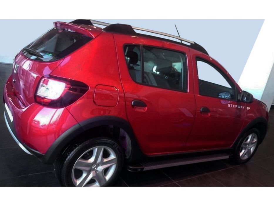 Renault Sandero Боковые пороги Maya V1