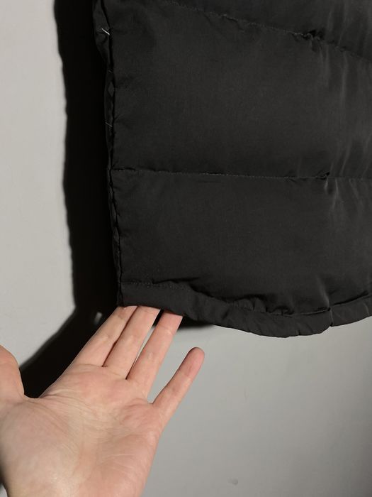 мужская жилетка colins черная натуральный пух толстая