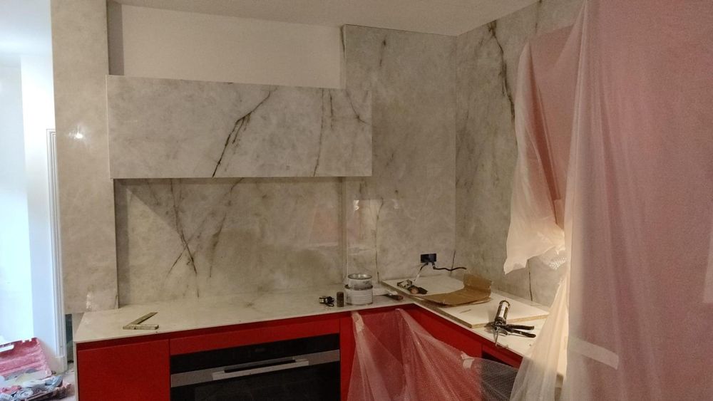 Płytkarz, glazurnik. Układanie płytek.  Remont łazienki.