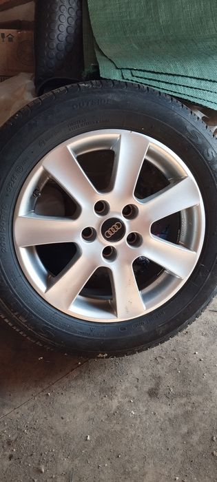 Диски в зборі, з літньою гумою