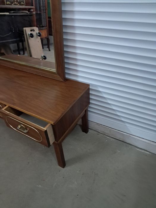 Toaletka z lustrem teak