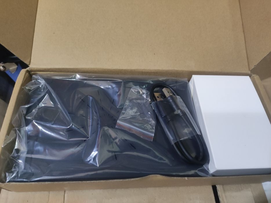 Caixa para disco externo nova