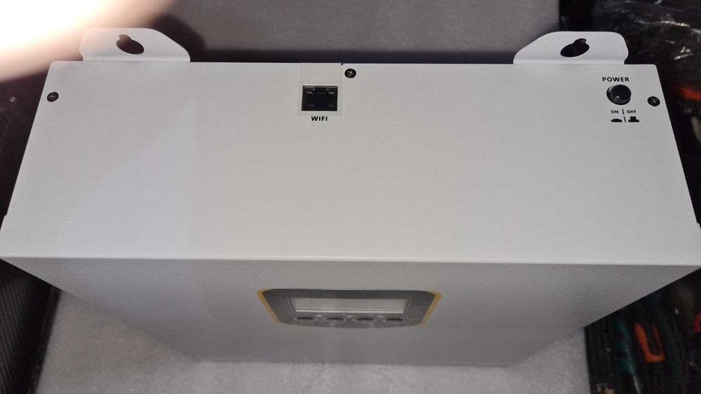 ИБП - инвертор SMK 3,5 кВт для квартир тихий и акб 2.7 кВтч LiFePО4