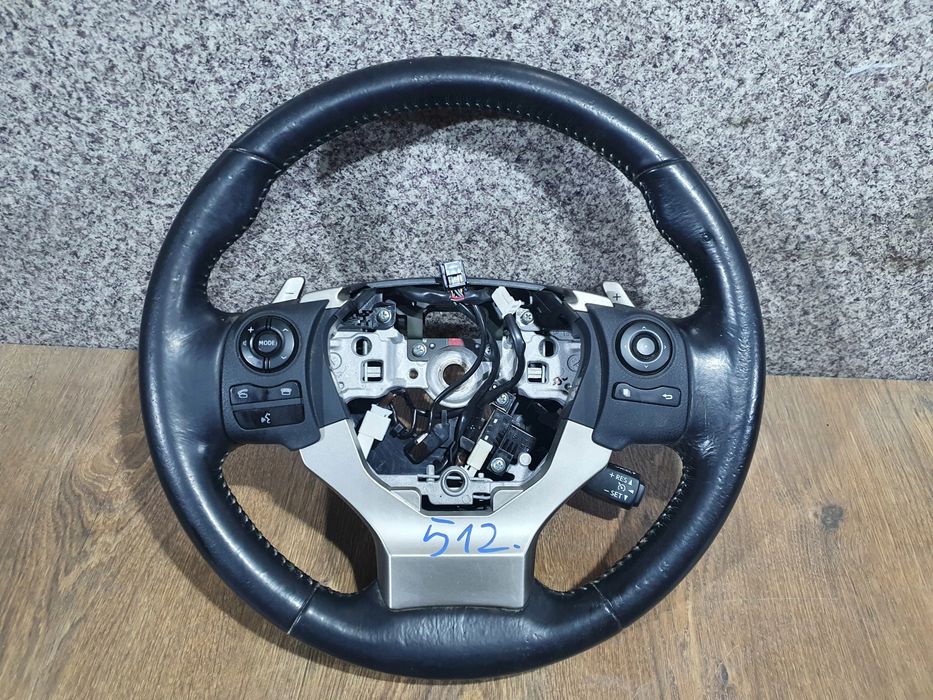 lexus is300h 013-016 kierownica