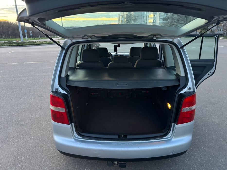Фольксваген туран 1.9 tdi свіжо пригнаний, дуже хороший стан