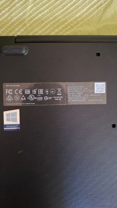 Portátil Lenovo v145-15AST AMD A4 / 4GB RAM / 256GB SSD